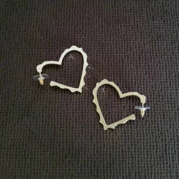 Kendra Scott Stud Earrings - Picture 3 of 7